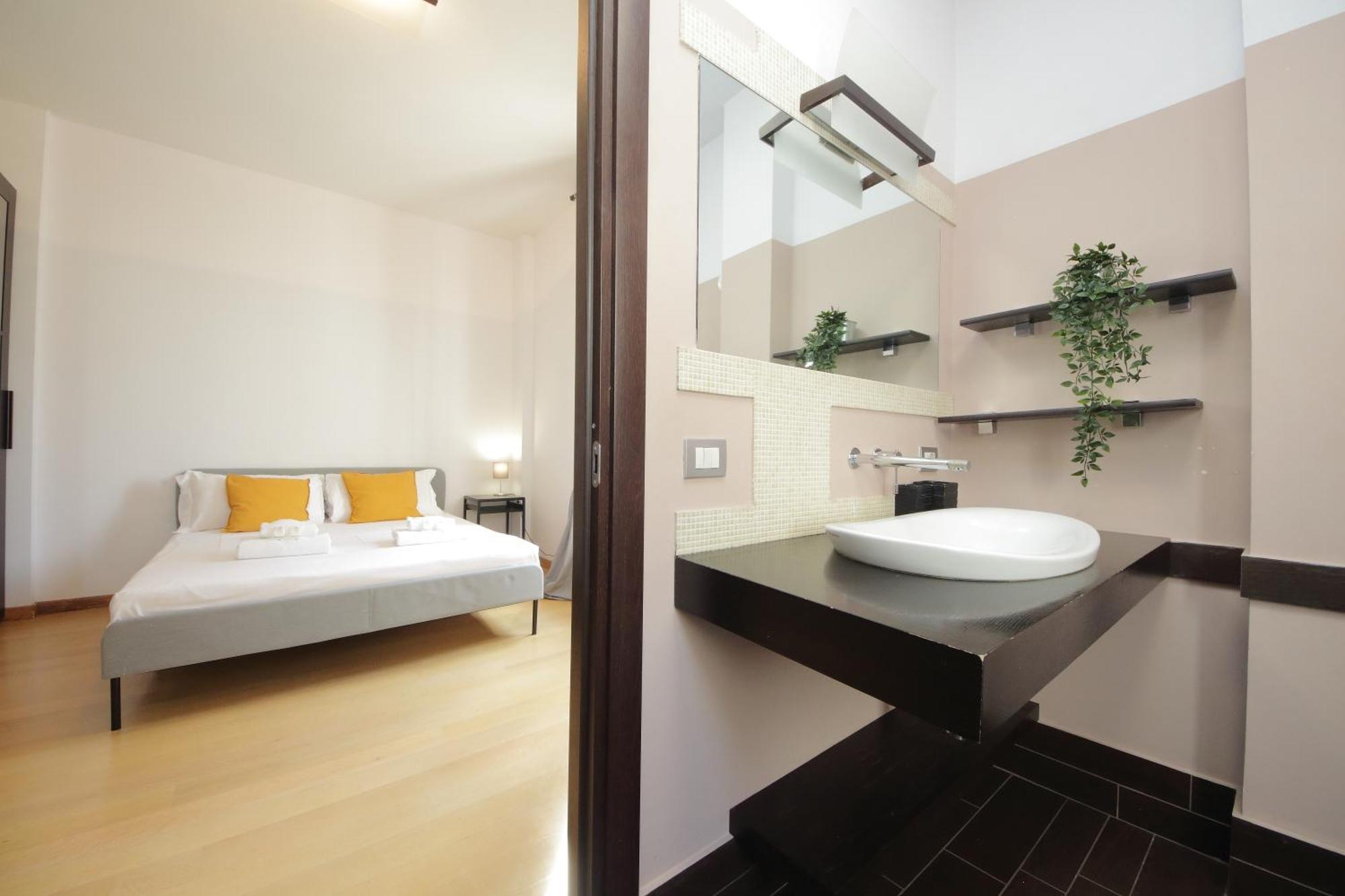 Cozy And Comfy Apartment In Piramide Metro Stop Roma Exterior foto